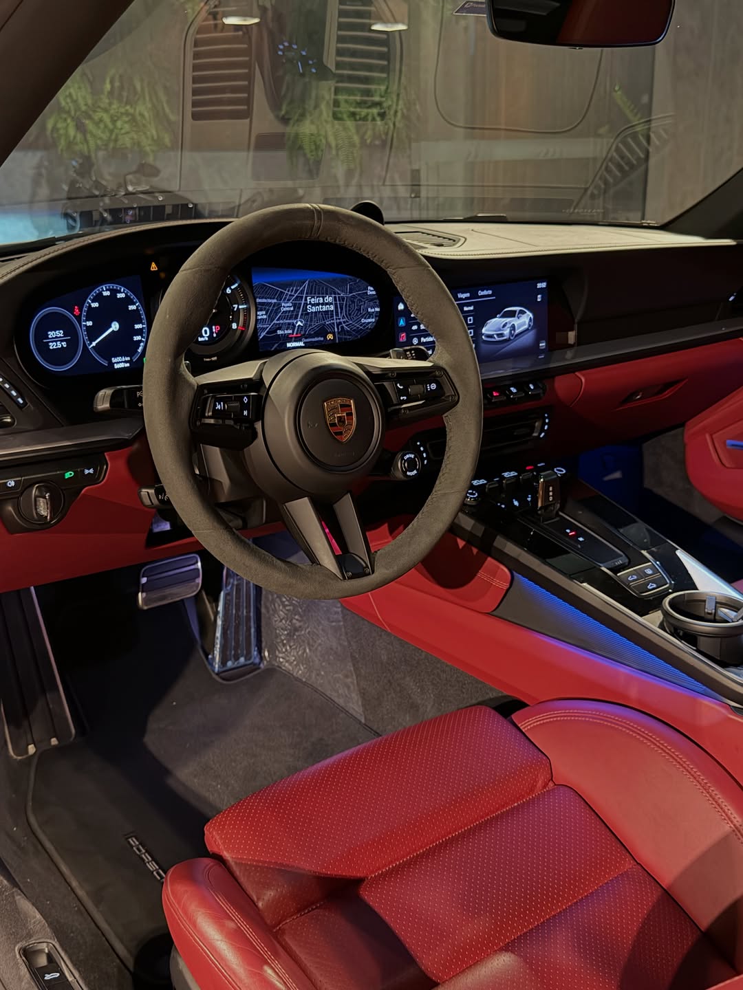 PORSCHE 911 GTS - Imagem 8
