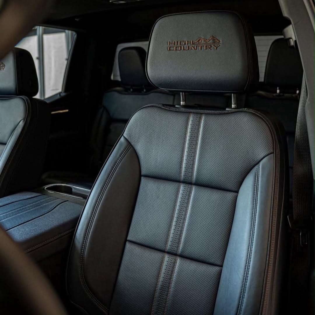 CHEVROLET SILVERADO HIGH COUNTRY - Imagem 18