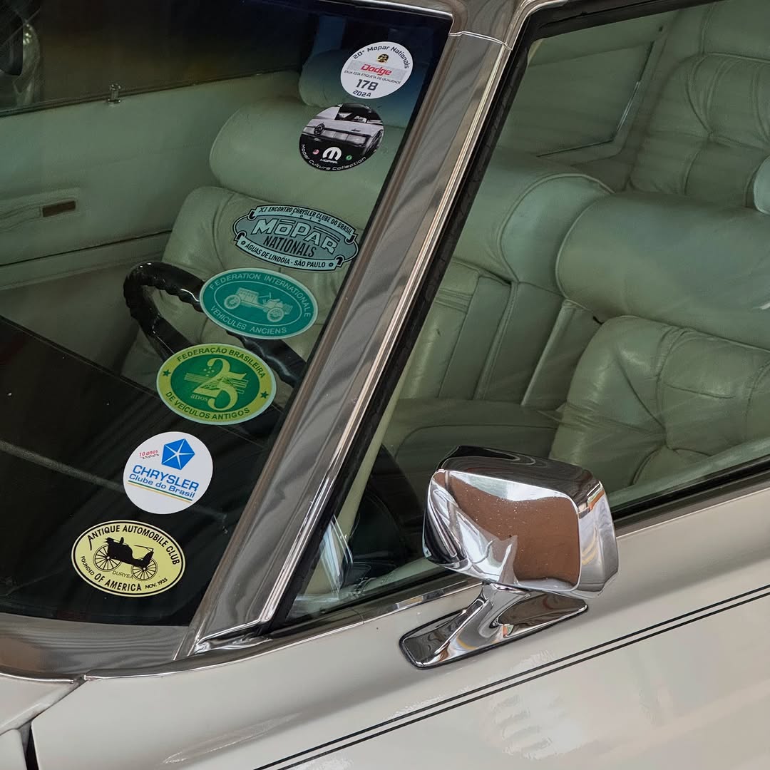 CHRYSLER NEW YORKER BROUGHTAM - Imagem 8