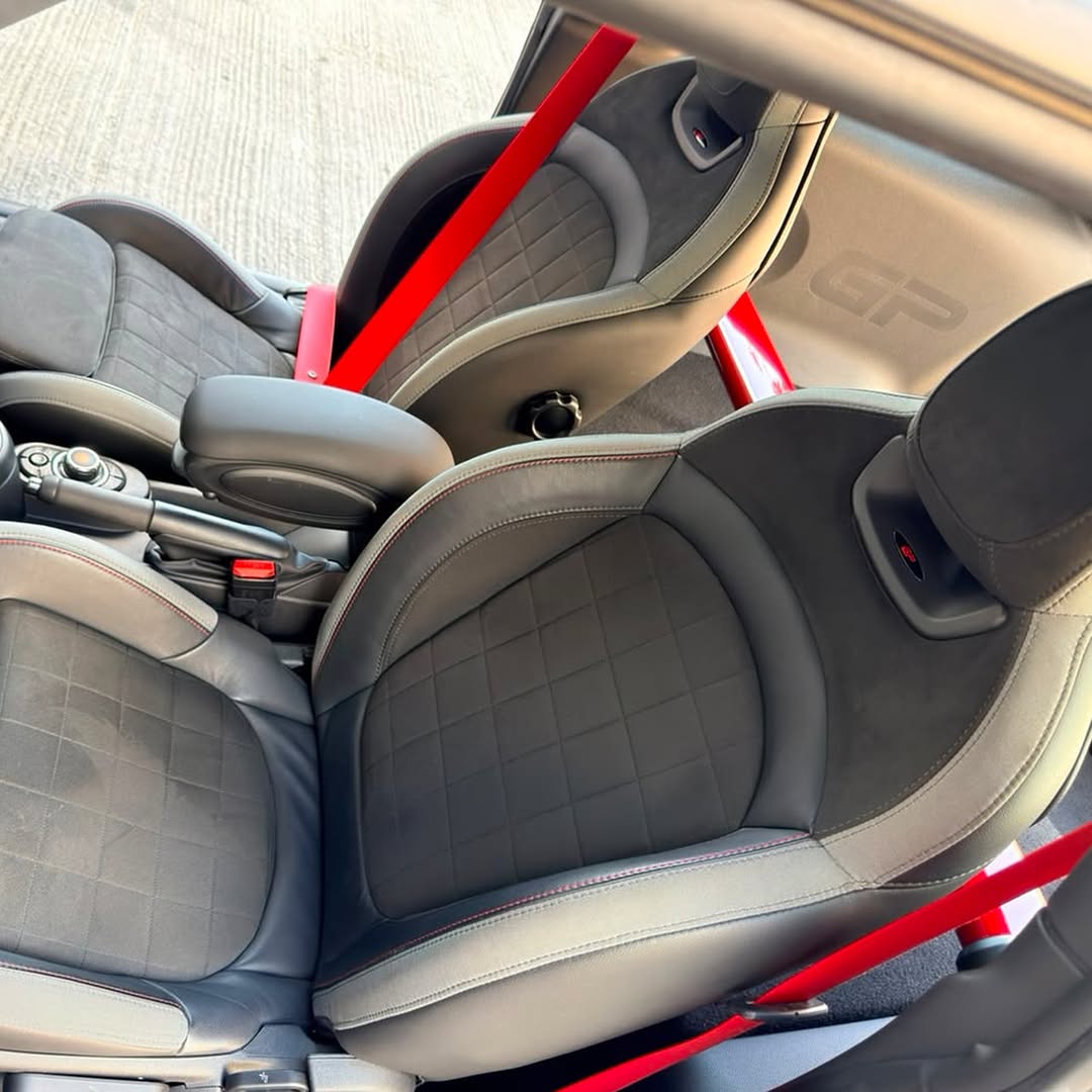 MINI JOHN COOPER WORKS GP-3 - Imagem 12