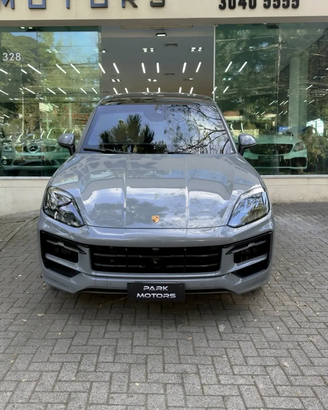 PORSCHE CAYENNE E-HYBRID - Imagem 3