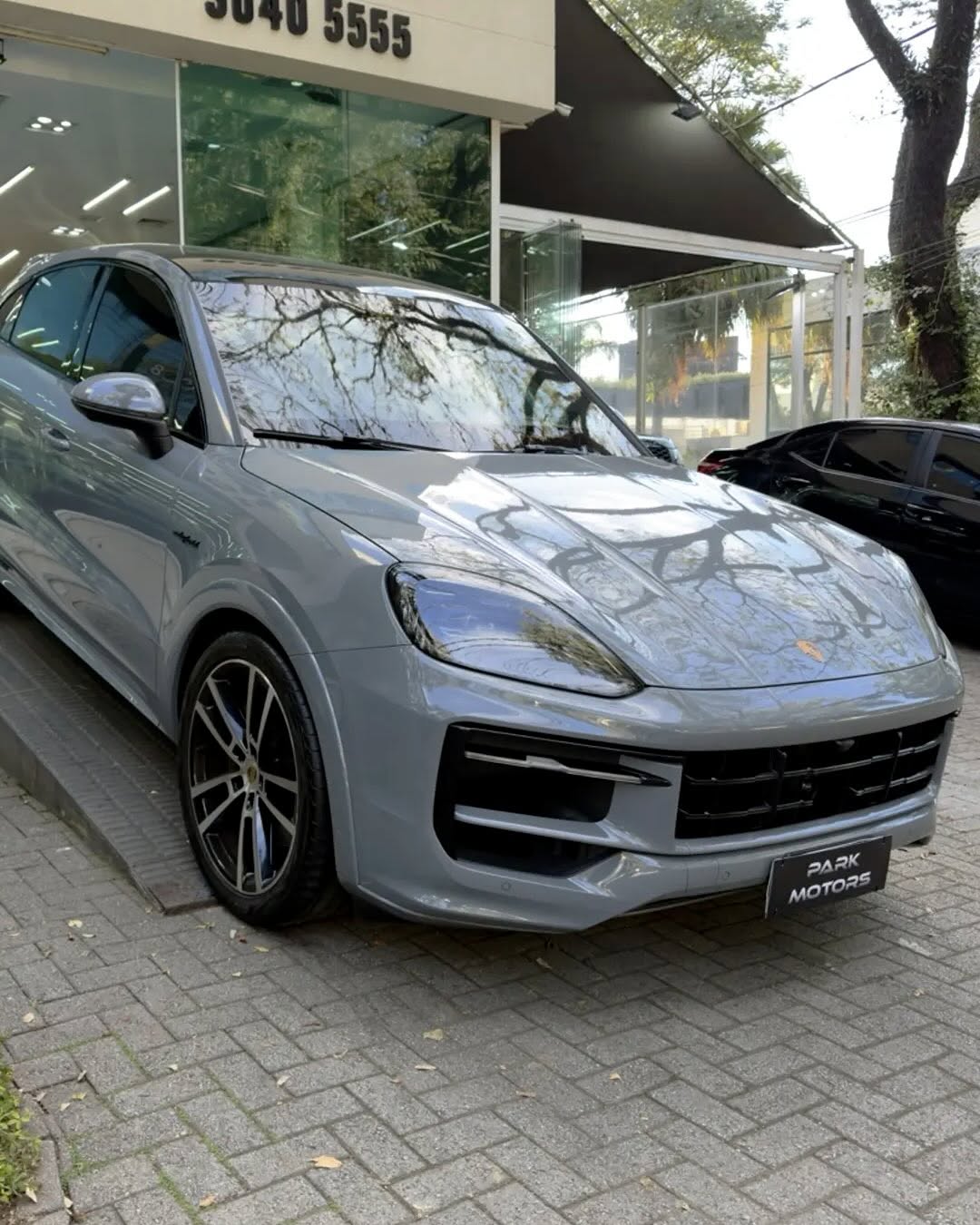 PORSCHE CAYENNE E-HYBRID - Imagem 4