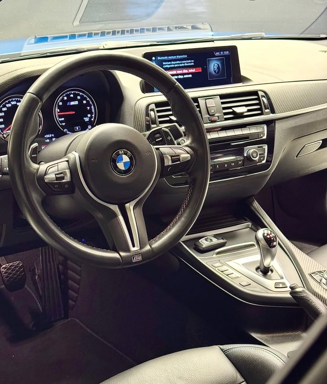 BMW M2 COMPETITION - Imagem 14