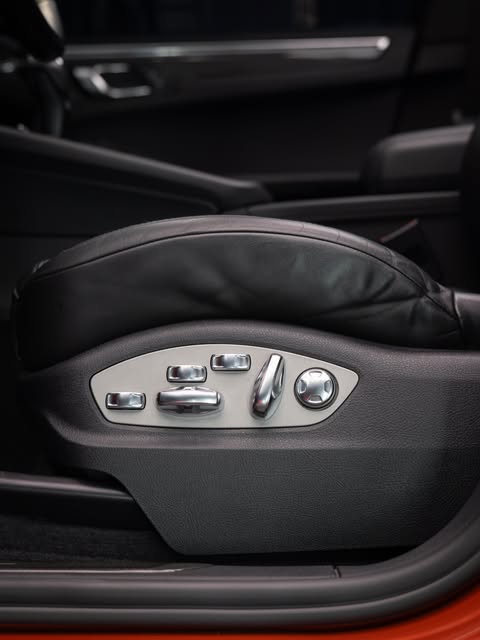 PORSCHE MACAN - Imagem 18