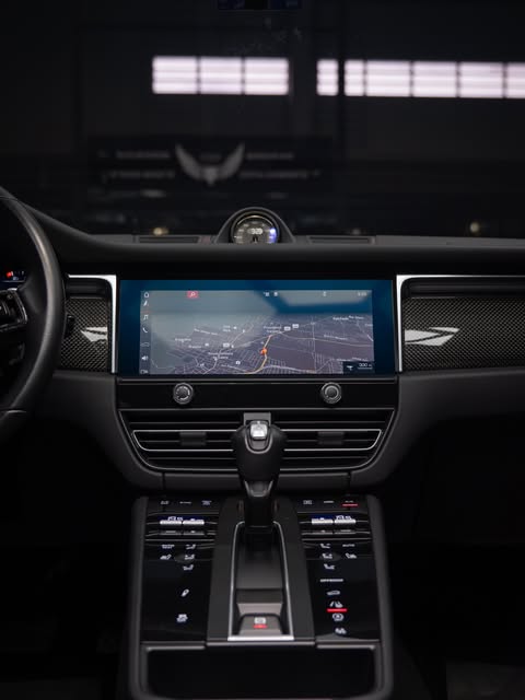 PORSCHE MACAN - Imagem 6