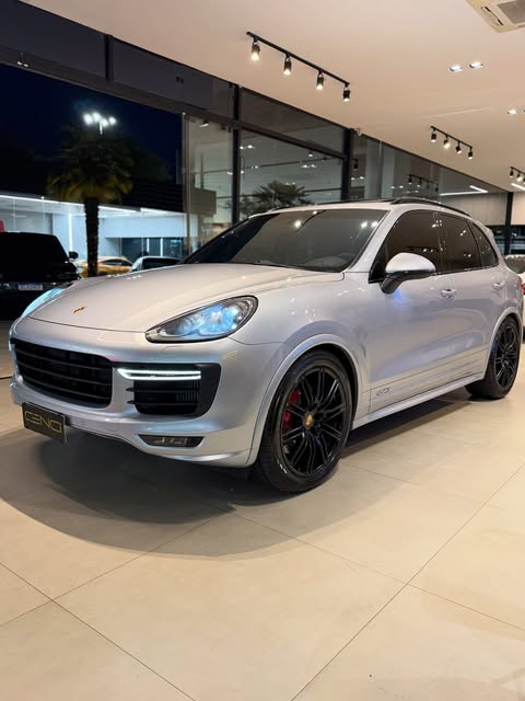 PORSCHE CAYENNE GTS - Imagem 2