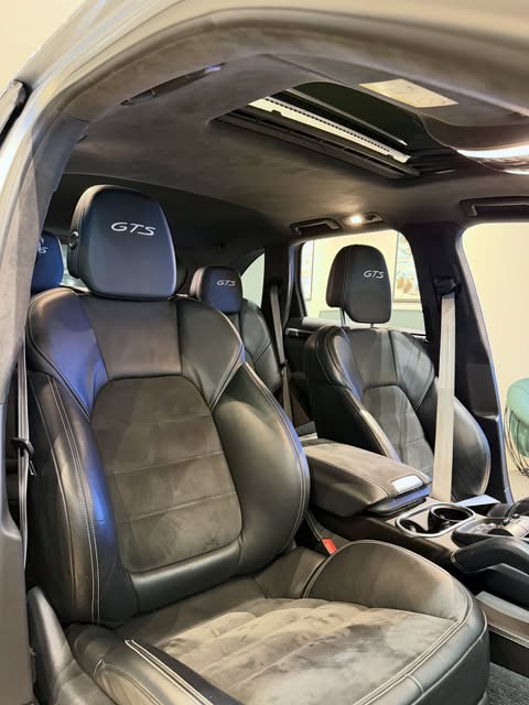 PORSCHE CAYENNE GTS - Imagem 12