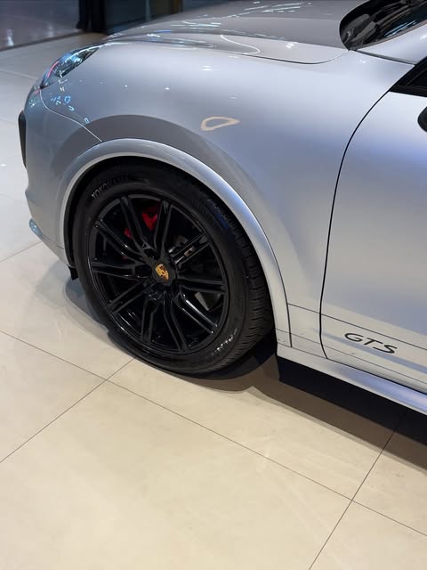 PORSCHE CAYENNE GTS - Imagem 17
