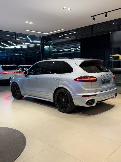 PORSCHE CAYENNE GTS - Imagem 3