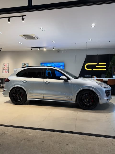 PORSCHE CAYENNE GTS - Imagem 6