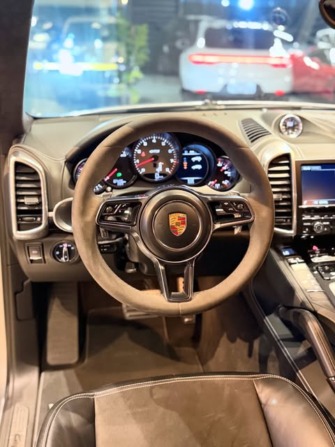 PORSCHE CAYENNE GTS - Imagem 7