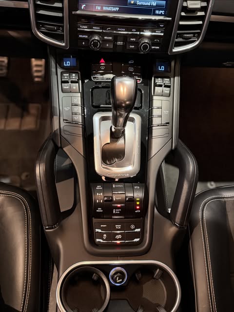 PORSCHE CAYENNE GTS - Imagem 8