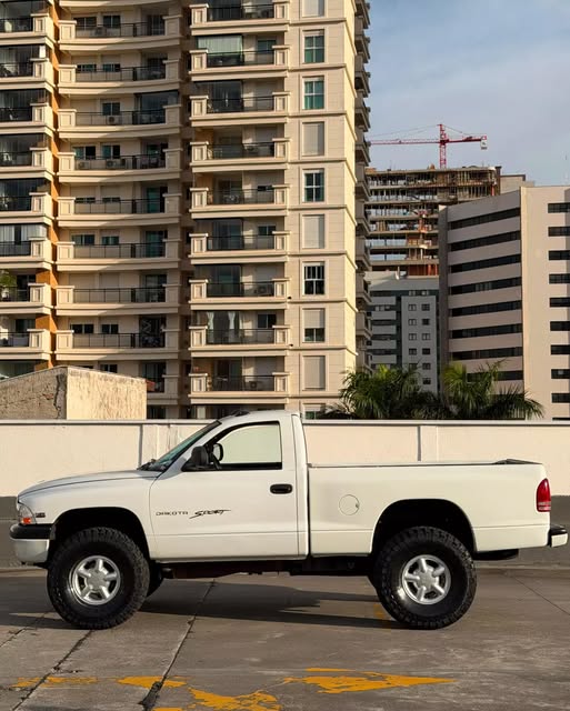 DODGE DAKOTA SPORT V6 - Imagem 15
