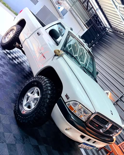 DODGE DAKOTA SPORT V6 - Imagem 17
