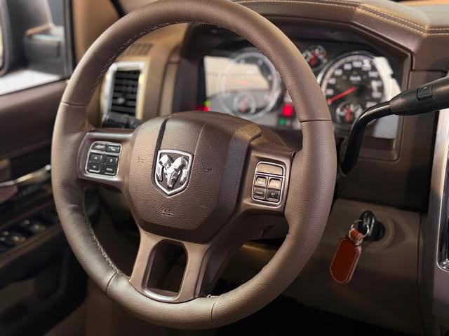 RAM 2500 LARAMIE - Imagem 10