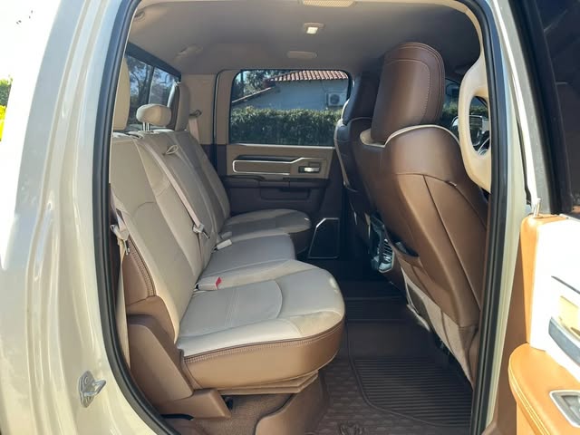 RAM 2500 LARAMIE - Imagem 8