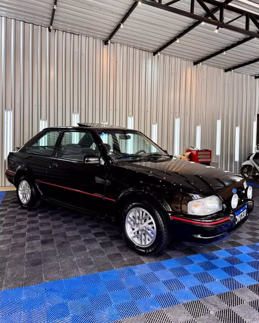 FORD ESCORT XR3 - Imagem 6