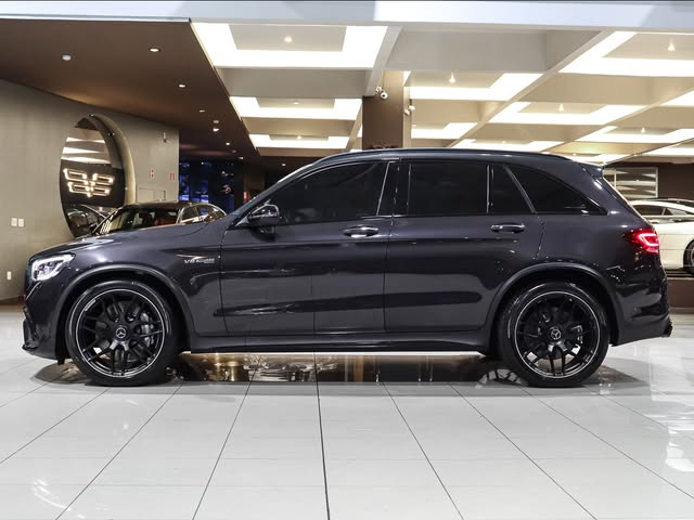 MERCEDES-BENZ GLC 63 AMG - Imagem 2