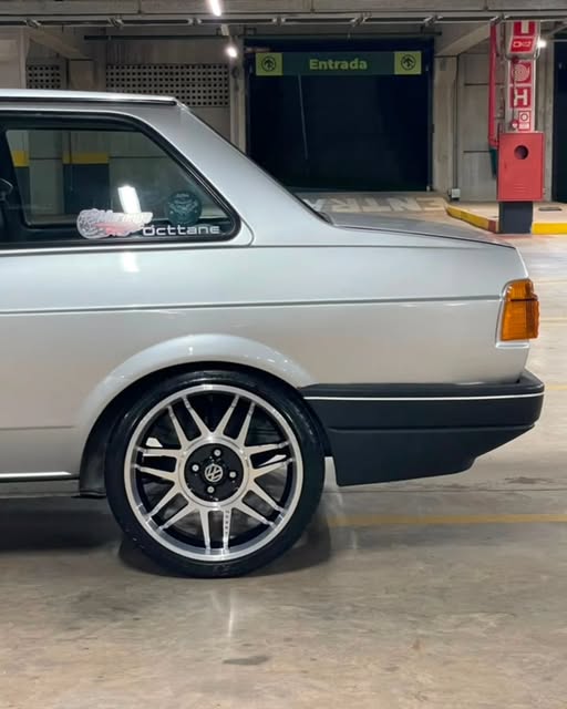 VOLKSWAGEN VOYAGE CL TURBO - Imagem 6