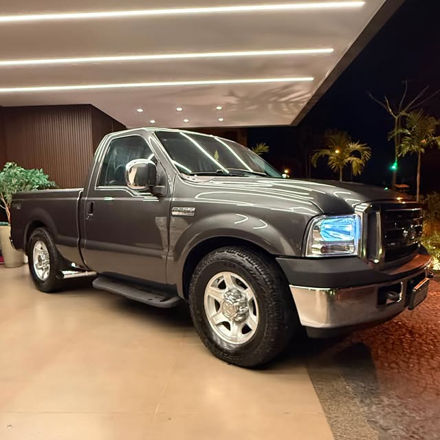 FORD F-250 XL-L - Imagem 1