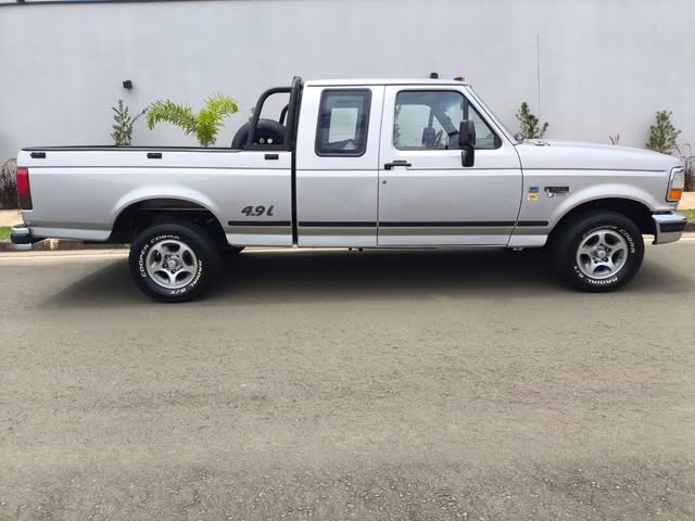 FORD F-1000 SUPER CAB XLT - Imagem 4