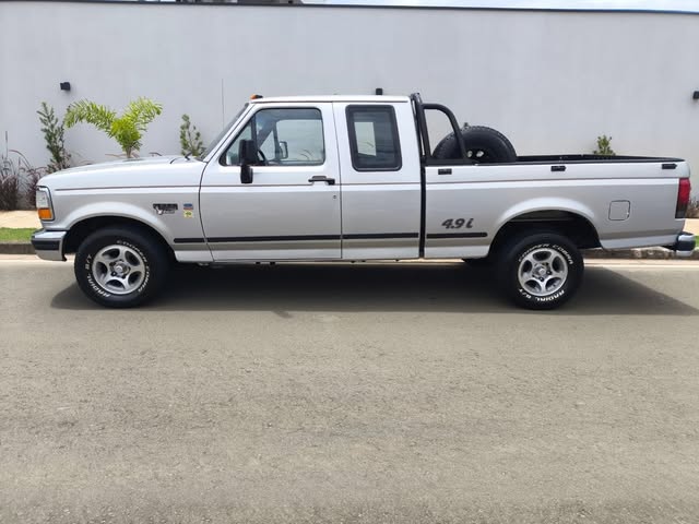 FORD F-1000 SUPER CAB XLT - Imagem 6