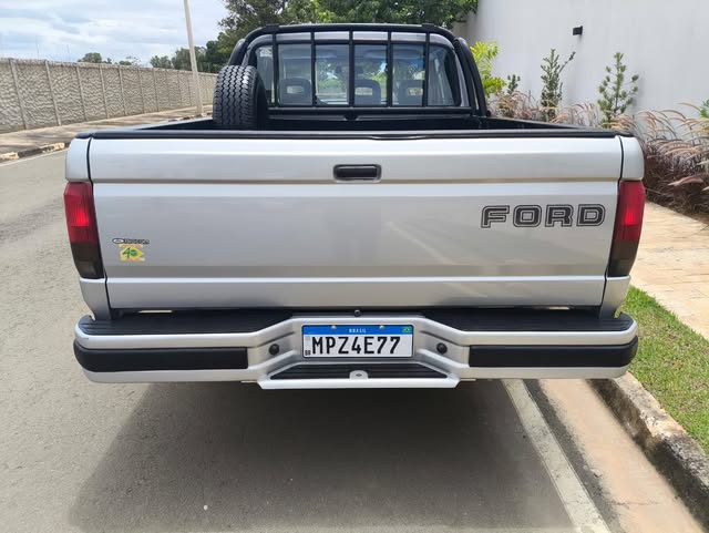 FORD F-1000 SUPER CAB XLT - Imagem 8