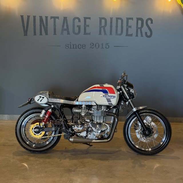 TRIUMPH BONNEVILLE T 100 - Imagem 1