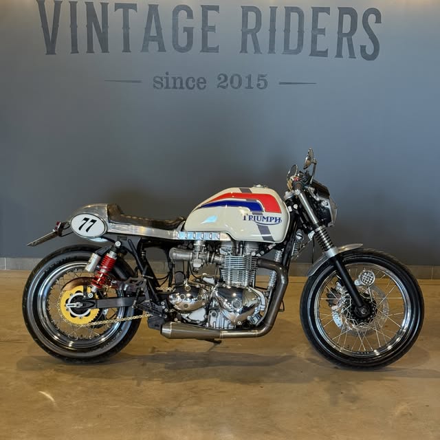 TRIUMPH BONNEVILLE T 100 - Imagem 13