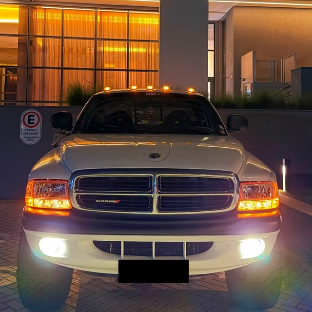 DODGE DAKOTA - Imagem 13