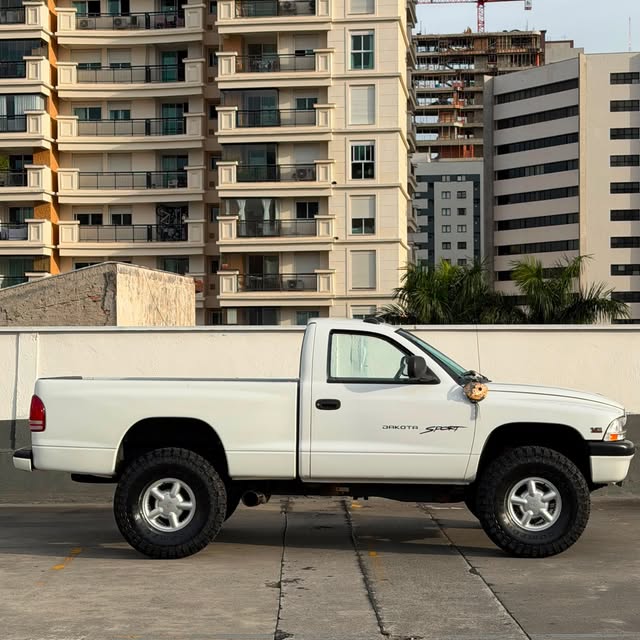 DODGE DAKOTA - Imagem 3