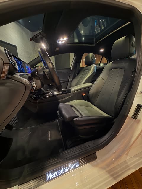 MERCEDES-BENZ A250 VISION - Imagem 14