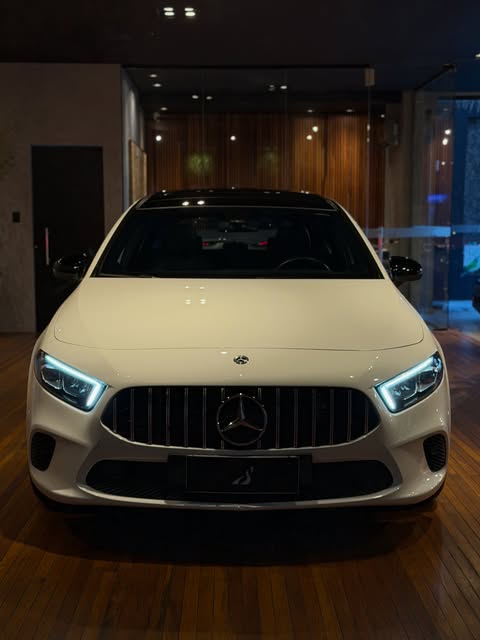 MERCEDES-BENZ A250 VISION - Imagem 17