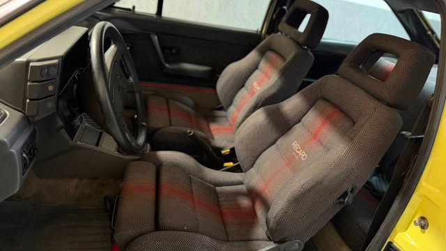 VOLKSWAGEN GOL GTI - Imagem 12
