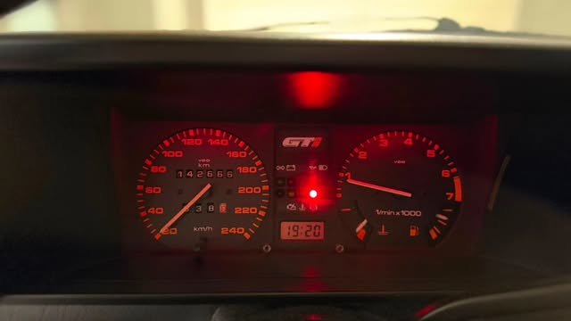 VOLKSWAGEN GOL GTI - Imagem 17