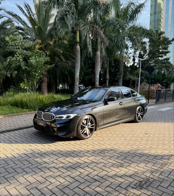 BMW 320I M SPORT - Imagem 1