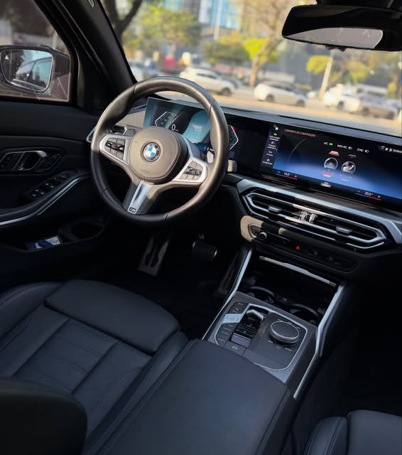 BMW 320I M SPORT - Imagem 3