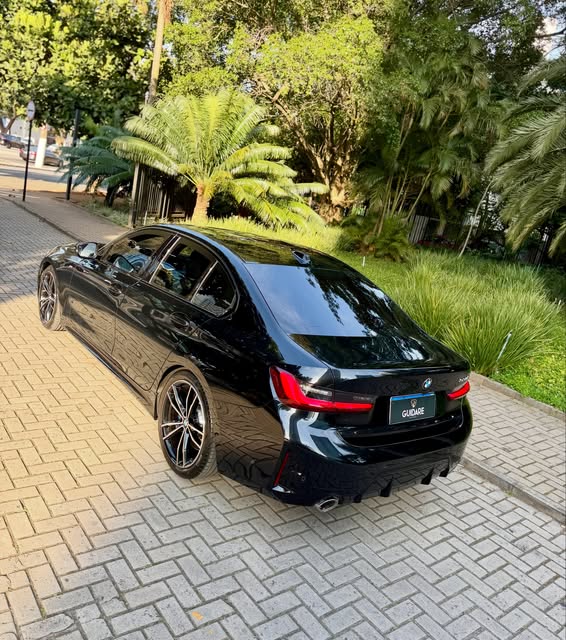 BMW 320I M SPORT - Imagem 5