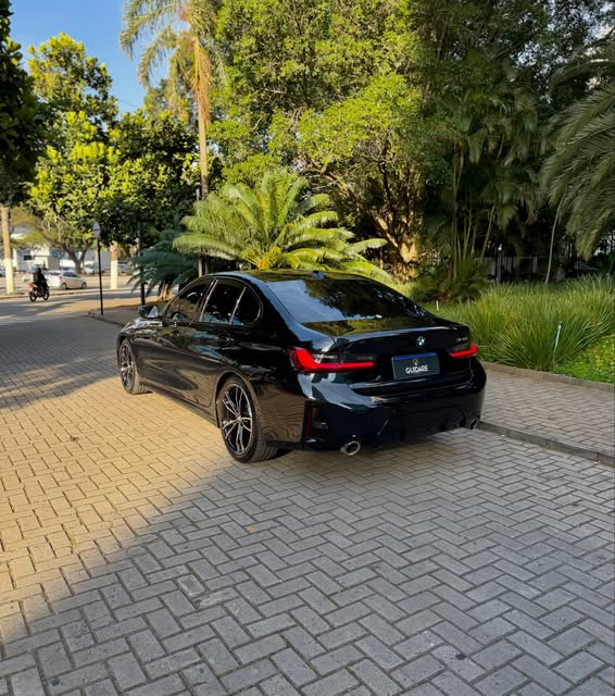 BMW 320I M SPORT - Imagem 7