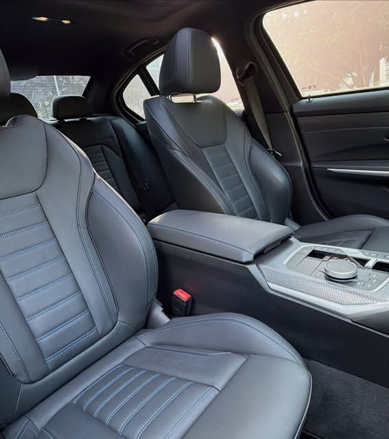 BMW 320I M SPORT - Imagem 8