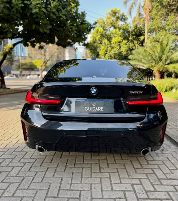BMW 320I M SPORT - Imagem 9