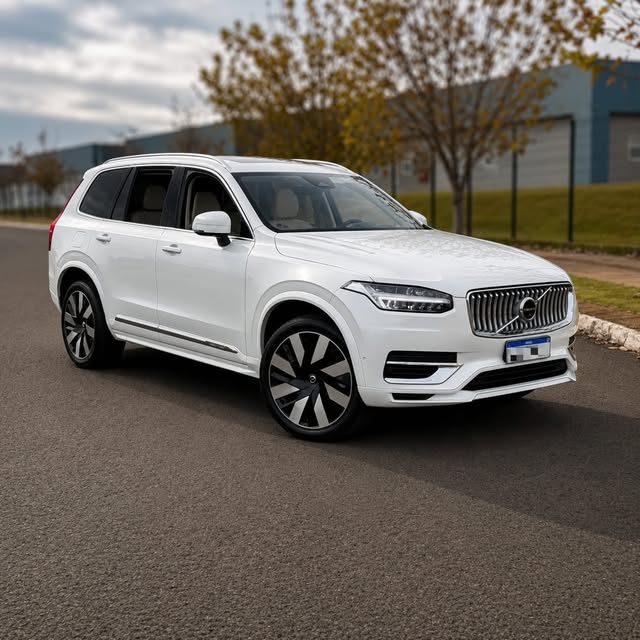 VOLVO XC90 T8 ULTIMATE - Imagem 1