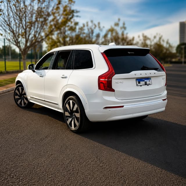 VOLVO XC90 T8 ULTIMATE - Imagem 13
