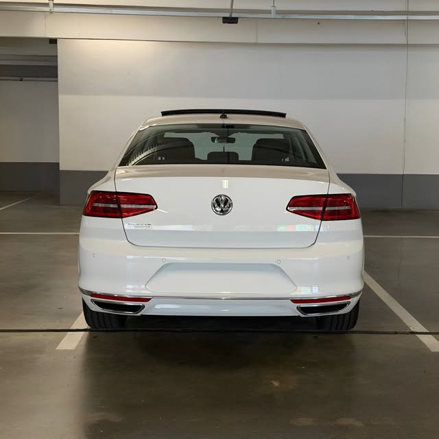 VOLKSWAGEN PASSAT HIGHLINE - Imagem 6