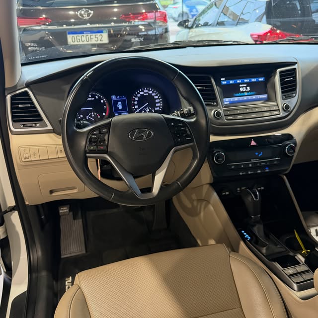 HYUNDAI TUCSON GLS - Imagem 2