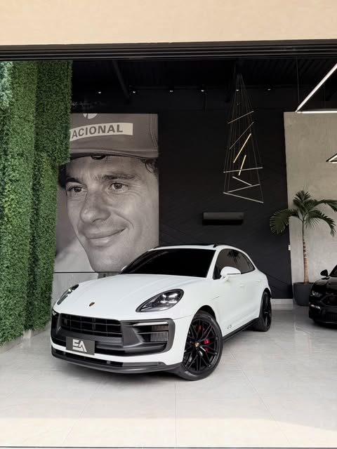 PORSCHE MACAN GTS - Imagem 1