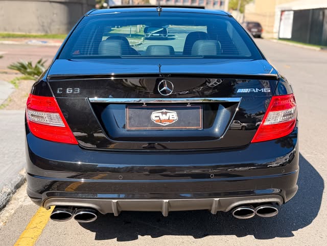 MERCEDES-BENZ C63 AMG - Imagem 6