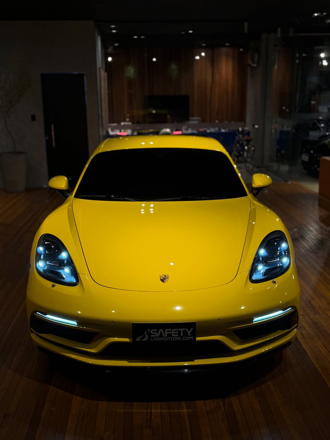 PORSCHE 718 CAYMAN STYLE EDITION - Imagem 7