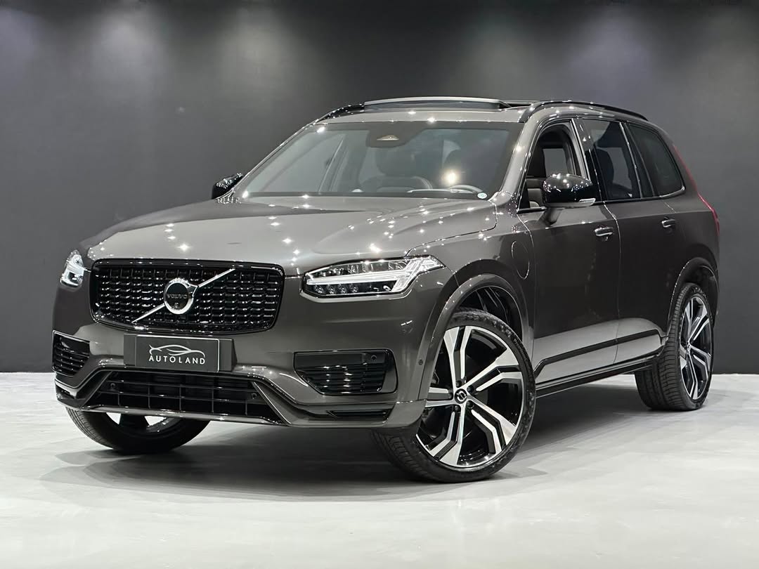 VOLVO XC90 T8 RECHARGE ULTRA DARK AWD GEARTRONIC - Imagem 3