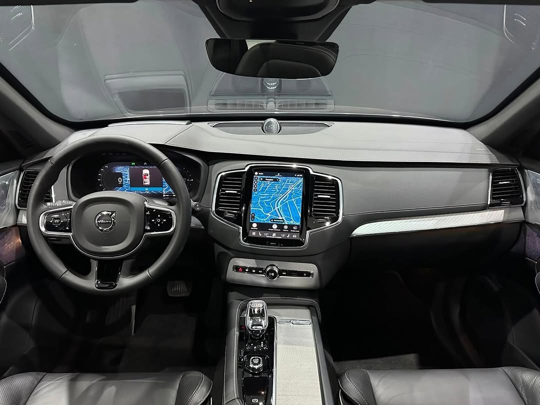 VOLVO XC90 T8 RECHARGE ULTRA DARK AWD GEARTRONIC - Imagem 6